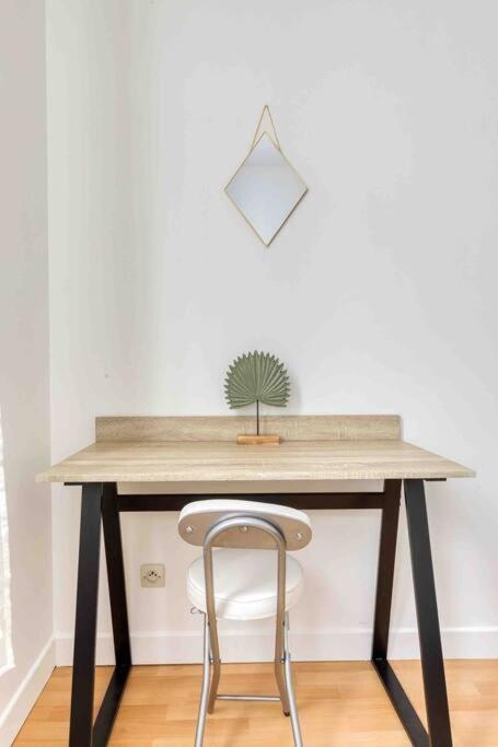 Paris Gentilly Appartement Tout Equipe - Rer B Екстер'єр фото