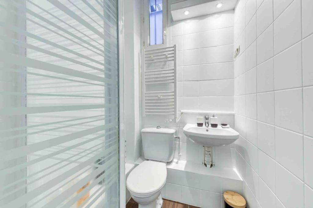 Paris Gentilly Appartement Tout Equipe - Rer B Екстер'єр фото